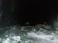 View into the tunnel... track bed looks amazingly dry. Notice the accumulated rubbish.<br><br>[Colin Harkins 22/11/2007]