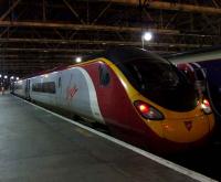 390016 waiting to depart at Platform 2 with the 0805 service to Coventry<br><br>[Graham Morgan 29/12/2007]