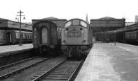 Class 40 362 waits to depart platform 4 at Aberdeen with a train for the south in 1973.<br><br>[John McIntyre //1973]