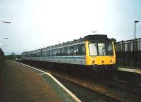 117 306 with an outer circle service stands at Glenrothes with Thornton in May 1998.<br><br>[David Panton /05/1998]