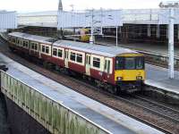 318268 departing Platform 3 of Paisley Gilmour Street with a service for Glasgow Central on 22nd February<br><br>[Graham Morgan 22/02/2008]