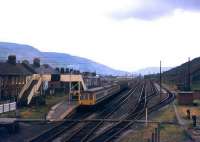 Sunday morning at Treherbert - looking back down the valley towards Pontypridd on 3 September 1985.<br><br>[Ian Dinmore 03/09/1985]