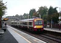 Glasgow - Stirling service stopped at Lenzie on 13 October 2007 formed by 170 475.<br><br>[David Panton 13/10/2007]