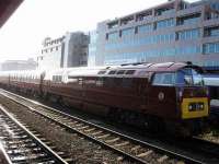D1015 <I>Western Champion</I> arrives at Reading with a Paddington to Penzance railtour on 5 April.<br><br>[Michael Gibb 05/04/2008]