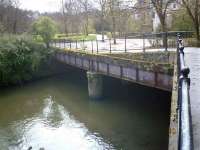 Glasgow Central Railway. Bridge over the River Kelvin at the site of the former GCR Kelvin Bridge station.<br><br>[Alistair MacKenzie 24/04/2008]