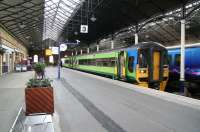 Looking along platform 3 at Scarborough on 3 April 2008, with a Northern 158 forming the 10.00 service to Hull.<br><br>[John Furnevel 03/04/2008]