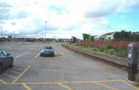 The former Up Lytham platform at Blackpool South now forms a car park boundary wall and all trains use the former down line. There was a mirror image of this platform curving round to the left on the direct line to Kirkham, which closed in 1967 and is now a link road from the M55. <br><br>[Mark Bartlett 12/06/2008]