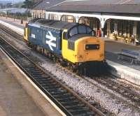 37 153 runs light engine through Kingussie in November 1988. <br><br>[Peter Todd /11/1988]