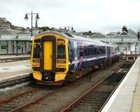 Empty stock at platform 7 at Stirling on 25 August 2007 with 158 732 showing <I>Bathgate</I> on the destination panel. <br><br>[David Panton 25/08/2007]