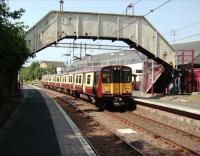 314 215 pulls up at the departure platform at Neilston after reversal on 28 July 2008.<br><br>[David Panton 28/07/2008]