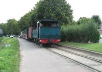 View east at St Valery-sur-Somme in August 2006.  Haine St Pierre 2-6-0T No 15 of 1920 arrives at St Valery quayside with an afternoon train from Le Crotoy.  Note the dual standard/metre gauge track.  <br><br>[Mark Poustie /08/2006]