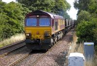 EWS 66109 with westbound coal empties shortly after passing through Linlithgow on 28 August.<br><br>[Bill Roberton 28/08/2008]