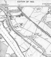 <B>Old Kilpatrick</B> Map of 1922 showing CR line at Old Kilpatrick and NBR alternative route which included Kilpatrick Station. My working life started in the Dunbarton County Architects Office in Ferry Road next to the, by then, closed station. The line had become a branch by then and there was a wagon repair facility next to our offices, the end of the branch line.<br><br>[Alistair MacKenzie 28/08/2008]