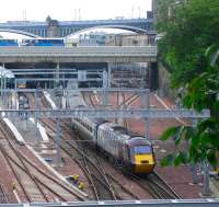 Looking over the west end of Waverley from the National Galleries on 12 September 2008 as a Cross Country HST set runs into platform 11.<br><br>[John Furnevel 12/09/2008]