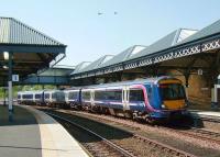 Platform 2 at Perth on 1 May 2007, with 170 426 about to depart with a Glasgow Queen Street - Aberdeen service.<br><br>[David Panton 01/05/2007]