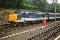 37 427 <I>Highland Enterprise</I> pulls into Waverley platform 21 in June 1994 with the 1430 from Inverness.<br><br>[David Panton /06/1994]