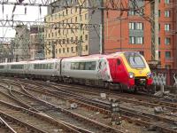 221106 on an early morning service to Birmingham New Street from Glasgow Central<br><br>[Graham Morgan 18/08/2008]