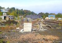 Work continues on the clearance of Perth New Yard in October 2008. The former control tower still stands on the left while the shed in the right background was used by on-track machines.<br><br>[Gary Straiton /10/2008]