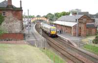 The 1431 Ardrossan Town - Glasgow Central service arrives at Saltcoats on 17 May 2007. <br><br>[John Furnevel 17/05/2007]