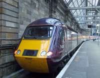 Platform 1 at Glasgow Central station on 14 November, with 43357 ready to depart at the rear of the 0900 CrossCountry service to Plymouth.<br><br>[Graham Morgan 14/11/2008]