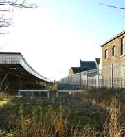 Although the track is still in place to this bay platform at the west end of Margate station, it doesn't look as if it has seen a train for several years; 10 December 2008.<br>
<br><br>[John McIntyre 10/12/2008]