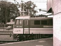 86 253 <I>The Manchester Guardian</I> waits with an up WCML service at the south end of the old Carstairs station in August 1987.<br><br>[Peter Todd 13/08/1987]