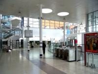 Looking over the recently completed airport - like concourse at Partick, early on Saturday 2 May 2009. A weekday pattern of 14 trains per hour (more at peaks) in each direction makes this the busiest double-track station in Scotland, with the addition of parallel bus and Subway services creating one of its busiest transport interchanges.<br><br>[David Panton 02/05/2009]