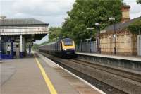 A westbound HST in full flight (or at least it felt like that) rushes through Platform 1 at Maidenhead on 18 June 2009.<br><br>[John McIntyre 18/06/2009]