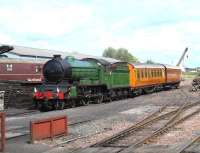 <I>Morayshire</I> at Bo'ness on 20 June with the LNER teak set.<br><br>[Brian Forbes 20/06/2009]