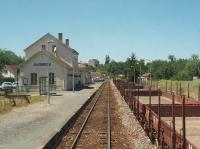 No skimping on the passing loops on this single line. Despite singling the Saintes to Angeloume line has been left with several lengthy loops, suitable for freight trains, as can be seen in this view from the front of a DMU for Saintes running in to Chateauneuf sur Charente and crossing a freight heading towards Angouleme.<br><br>[Mark Bartlett 23/06/2009]