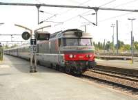 167442 arriving with a train at La Rochelle on 9 September 2009.<br><br>[Peter Todd 09/09/2009]