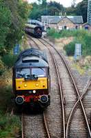 West Coast Railways class 47 no 47804 runs round <I>The Royal Scotsman</I> at Tain on 29 September.<br><br>[Ewan Crawford 29/09/2009]