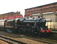 44767 <I>George Stephenson</I> with <I>The Norseman</I> special, westbound through Wakefield Kirkgate on 18 March 1995.<br><br>[David Pesterfield 18/03/1995]