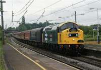 The Class 40 Preservation Society's 40145 arives at Leyland on 23 May 2009 with a Compass Tours special heading to Edinburgh via the Settle & Carlisle line.<br><br>[John McIntyre 23/05/2009]