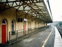 The old platform buildings at Carstairs in 1997 - looking back along the Up platform towards Glasgow.<br><br>[David Panton 29/08/1997]