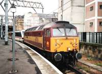 EWS 47 758 <I>Regency Rail Cruises</I> at the head of a Virgin Trains service about to leave Glasgow Central platform 1 in September 1999.<br><br>[David Panton 01/09/1999]