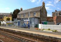 Looking resplendent no 1. Kinghorn on 15 April 2010.<br><br>[John Steven 15/04/2010]