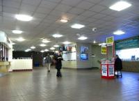 The Argyle Street level of Glasgow Central station in July 2010. This is the buffer zone between the High Level and Low Level stations, and contains a ticket office (far left).<br><br>[David Panton 14/07/2010]