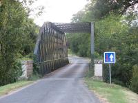 CFD d'Indre-et-Loire (reseau sud). 11 July 2010. Former railway bridge now put to alternative use across the River Claise just outside le Grand-Pressigny station near the end of the former Ligueil - le Grand Pressigny line.<br>
<br><br>[Mark Poustie 11/07/2010]