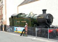 4277 complete with pirate and gull at Paignton Queens Park on 24 July 2010.<br><br>[Peter Todd 24/07/2010]