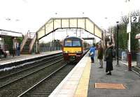 Milngavie train arriving at Anniesland - Feb 2005.<br><br>[John Furnevel /02/2005]