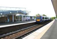 Interesting down platform architecture - Kirkcaldy - May 2005.<br><br>[John Furnevel 18/05/2005]