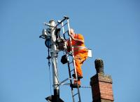 Changing the paraffin lamps on the Brundall down starter - July 2010.<br><br>[Ian Dinmore /07/2010]