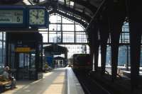 An eastbound S-bahn train departs from Berlin Friedrichstrasse station in summer 2001.<br>
<br><br>[David Spaven //2001]