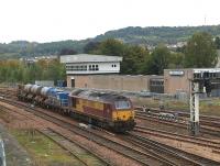 67007 with the RHTT train approaching Perth from the south on 11 October. The train is taking the Dundee line.<br><br>[Brian Forbes 11/10/2010]