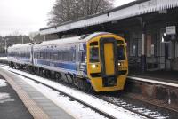 158 789 calls at Dunfermline Town with an Edinburgh - Glenrothes with Thornton service on 10 January 2011.<br>
<br><br>[Bill Roberton 10/01/2011]