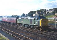 Clean, green, class 40 D283 in charge of a down extra just north of Berwick station on the morning of Saturday 12th September 1970. The train is thought to have run in connection with the Edinburgh Festival.<br>
<br><br>[Bill Jamieson 12/09/1970]