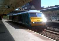 As I arrived in Newport about 10am on 20 June, this DVT (82.306) and 67 (003) came past, heading for Cardiff in Arriva livery. Aha, I thought, the Premier Train [see image 39316] is a long beast, it will need a DVT on the back. Well no, it only has 4 coaches, and no DVT; while this combination came back through the station in the same direction about 3.30pm, and a different Arriva-liveried 67 took the Premier Train North that evening. Does anybody know this DVT's current duties?<br><br>[Ken Strachan //]