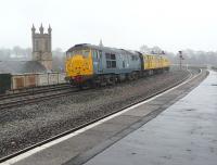 Class 31 no 31106 about to propel DB999508+DBSO9701 to Greenburn on 4 March with a Network Rail test train.<br><br>[Ken Browne 04/03/2011]