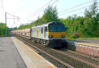 DBS 92019 <I>'Wagner'</I> heads through Holytown on 3 June with the 6V15 Mossend - Didcot.<br><br>[Ken Browne 03/06/2011]